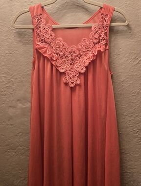 Vintage Coral Lace Nightgown Sheer Floral Appliqué Babydoll Slip